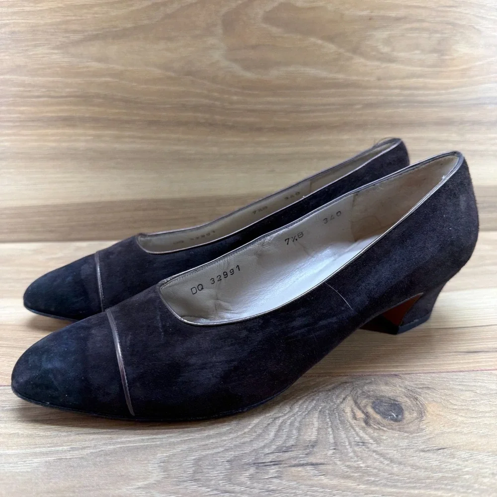 Salvatore Ferragamo Vintage Cap Toe Pumps Womens 7.5 B Dark Brown Suede 90's